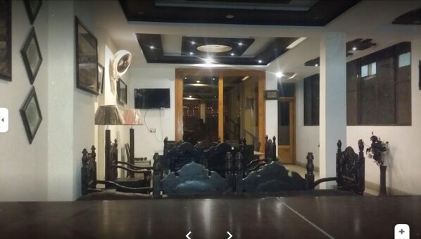 Interior - The Kingsbury Hotel (Swat)