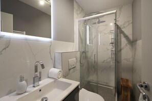 Departamento exclusivo, baño privado (Strand-Loft) | Baño