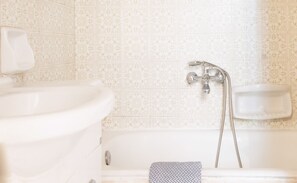 Bathroom - Best House Marina Home Athens Ave Patra (Patras)