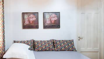 2 habitaciones, tabla de planchar con plancha y wifi gratis