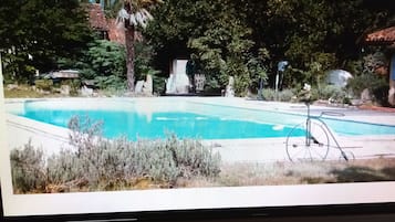 Utomhuspool