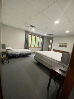4 chambres, Wi-Fi gratuit, draps fournis