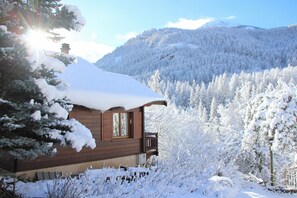 Exterior - Authentic chalet in the heart of Serre Chevalier, 300m from the slopes (Saint-Chaffrey)