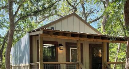 #13 Son's Geronimo - Birdhouse Cabin
