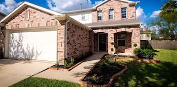 5Bdrm 2.5Bath 9Beds - Houston SW