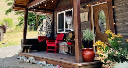 Riggins Riverview Retreat, Triple R Cabin #4