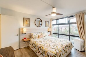 2 bedrooms, in-room safe, desk, iron/ironing board