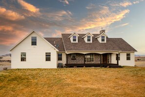 Exterior - A 160 Acre Luxury Modern Ranch (Belgrade)