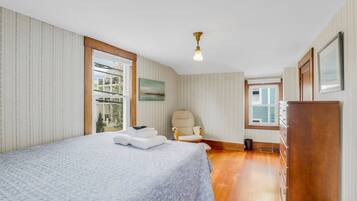 House (Joppa Flat) | 2 bedrooms, desk, travel crib, free WiFi