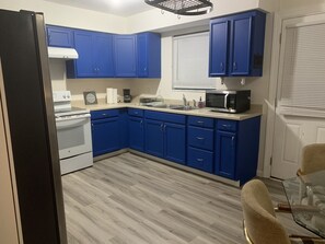 Microonde, macchina per tè/caffè, pentole/stoviglie/utensili