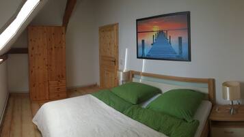 2 chambres, lit parapluie, Wi-Fi gratuit, draps fournis