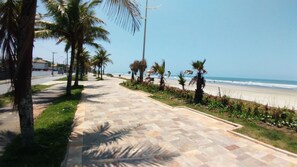 Beach nearby - House 50 meters from the beach - Balneário Flórida - PG (SP)