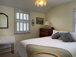 3 slaapkamers, een bureau, een strijkplank/strijkijzer, gratis wifi