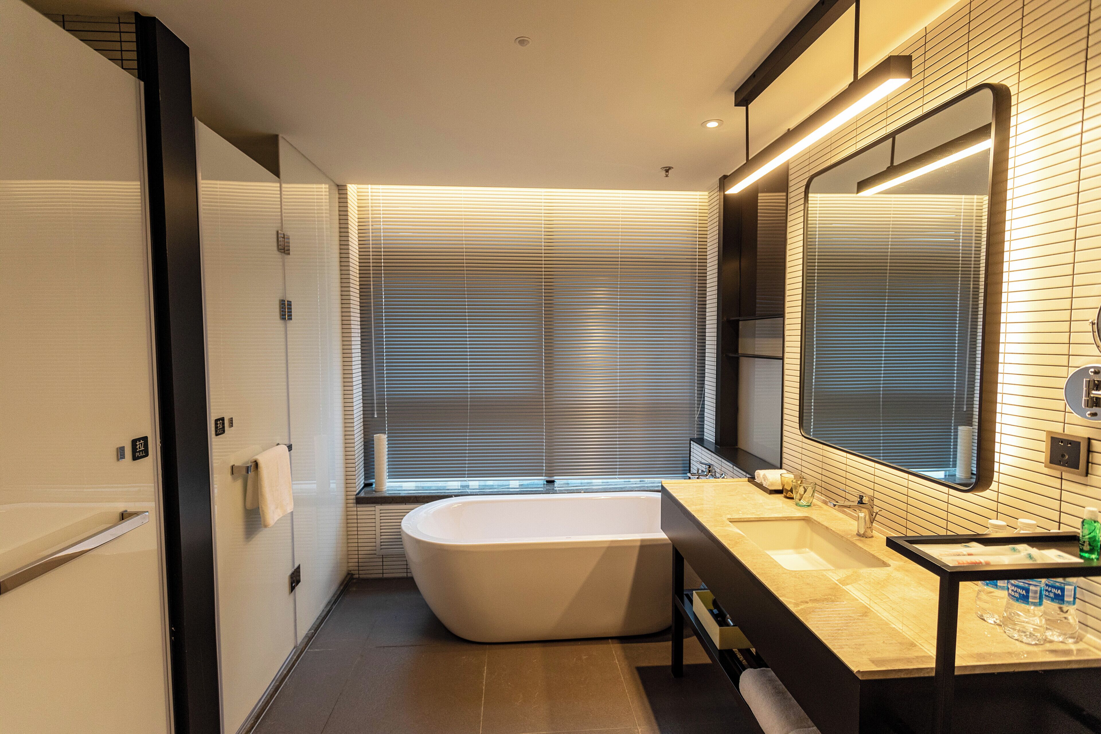 aloft, Suite, 1 Bedroom, City View | Bathroom | Free toiletries, hair dryer, slippers, towels