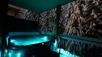 Idromassaggio all'aperto