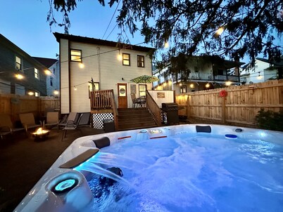 Wowza! Hot Tub, Theater Room + Stock Tank Pool 15 Minutes To Hershey Attractions
