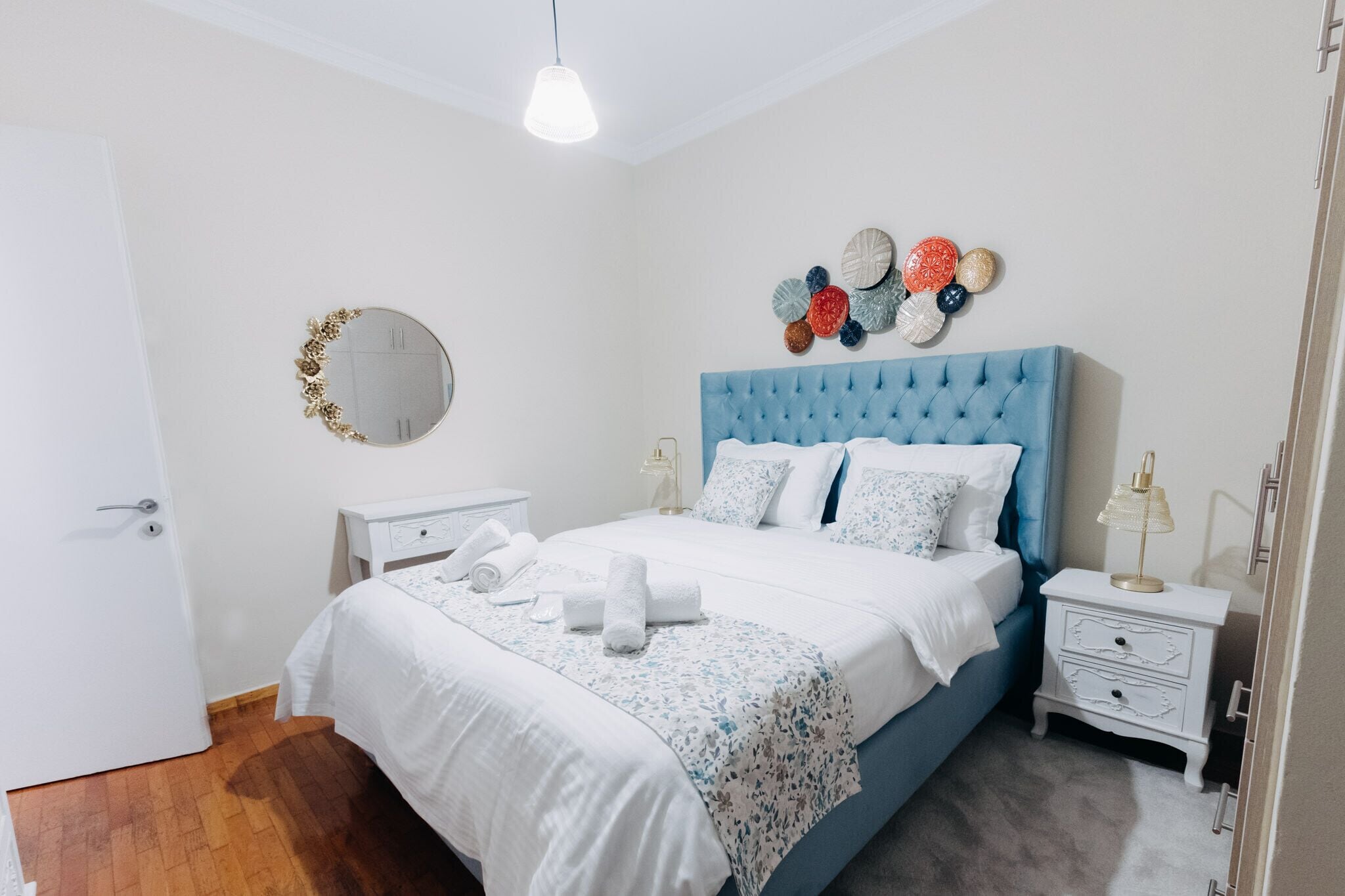 Lägenhet City - 1 queensize-säng med bäddsoffa - balkong - utsikt mot staden | 1 sovrum, individuell inredning, skrivbord och mörkläggningsgardiner