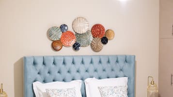 City-Apartment, 1 Queen-Bett und Schlafsofa, Balkon, Stadtblick | 1 Schlafzimmer, individuell dekoriert, Schreibtisch