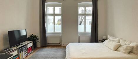 1 soveværelse, skrivebord, strygejern/strygebræt, Wi-Fi