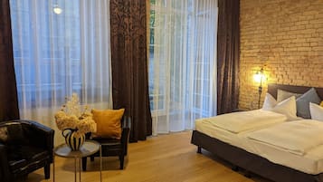 Comfort-Doppelzimmer, Terrasse | Zimmersafe, Verdunkelungsvorhänge, schallisolierte Zimmer