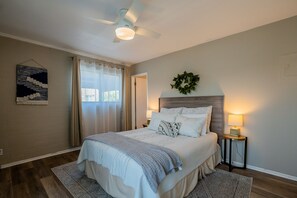 2 bedrooms, iron/ironing board, free WiFi, bed sheets