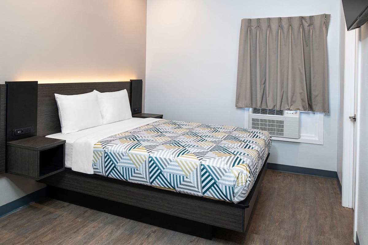 Standaard kamer, 1 tweepersoonsbed, niet-roken | Gratis wifi, beddengoed