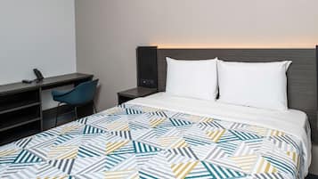 Standard Room, 1 Double Bed, Non Smoking | Free WiFi, bed sheets