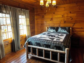 2 bedrooms, desk, iron/ironing board, free WiFi - Enjoy the summer at Douglas Lake nearby Smoky Mountains, Pigeon Forge/G-burg (Dandridge)