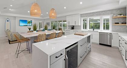 Luxury Home with Pool / Spa and Private Beach Access