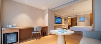 Ji Hotel