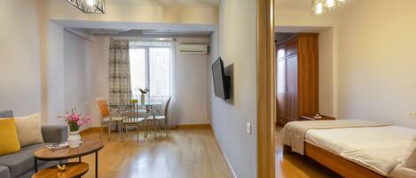 1 chambre, bureau, Wi-Fi, draps fournis