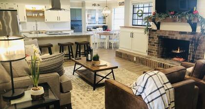 NEW 3 BR 2 BA Modern Farmhouse - Best/Safest Location in Shreveport