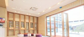 Lavande Hotel (Foshan South Railway Station Bijiang Light Rail Station)