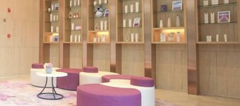 Lavande Hotel (Foshan South Railway Station Bijiang Light Rail Station)