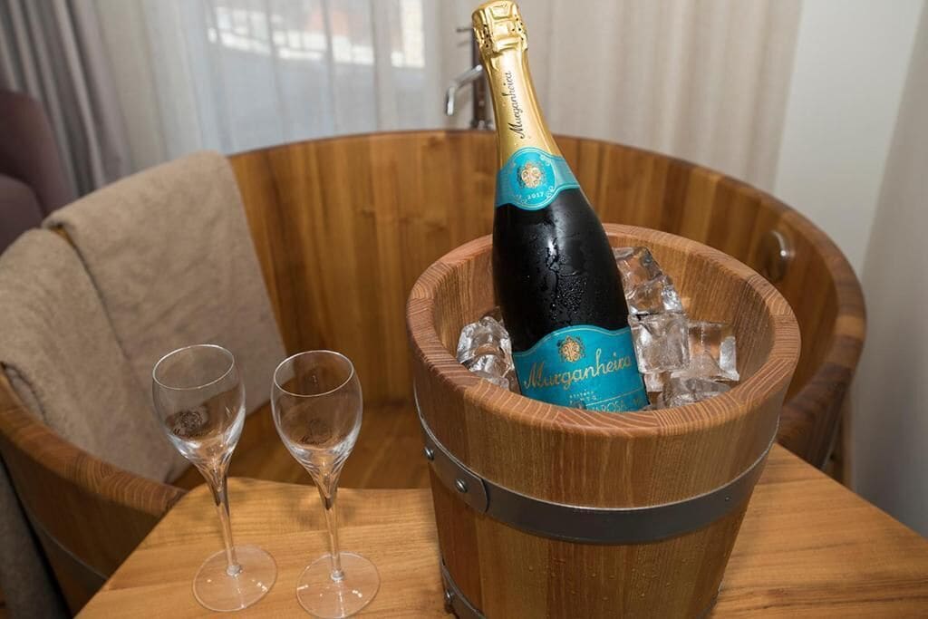 minibar, in-room safe, desk, laptop workspace