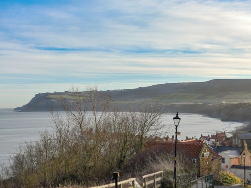 2 bedroom accommodation in Robin Hoods Bay