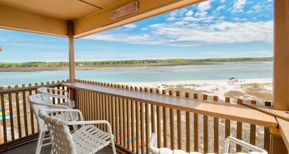 Beautiful Oceanfront/Inlet Views 2BR/2BA Gated Condo With Pool - Sleeps 6