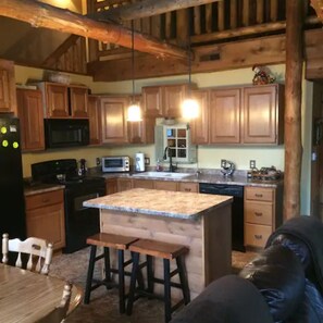 Fridge, microwave, oven, stovetop - For All The Outdoor Enthusiast (Phelps)