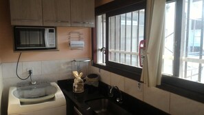 Kühlschrank, Ofen, Herdplatte, Toaster