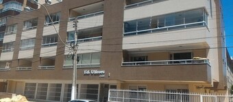 Apt 50 meters from the seafront and next to a large square in Capão