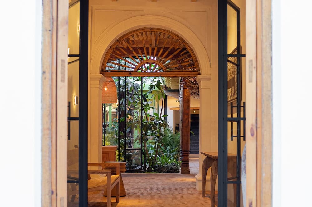 Taller de Juan - Casa Hotel