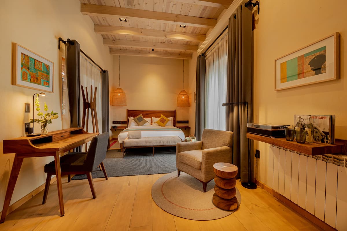 luxury suite | 1 bedroom, egyptian cotton sheets, premium bedding, down duvets