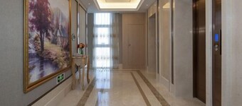 Vienna International Hotel (Tianjin Meijiang Convention and Exhibition Center)