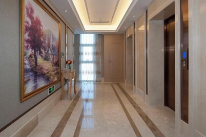 Vienna International Hotel (Tianjin Meijiang Convention and Exhibition Center)