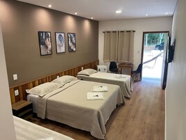 Superior Room | Minibar, desk, soundproofing, free WiFi