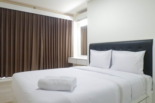 Room | 1 bedroom, free WiFi, bed sheets - Exquisite 1BR at Praxis Apartment (Surabaya)
