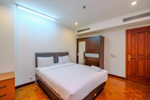 Room | 2 bedrooms, free WiFi, bed sheets - Luxurious and Strategic 2BR at Kusuma Chandra Apartment (Jakarta)