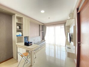 Interior - Modern & Cozy 2BR Apartment At Gateway Pasteur (Cimahi)