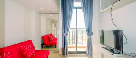 Room | Living area | TV