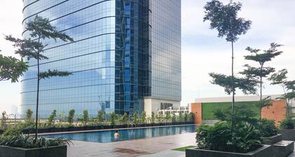 Stylish Studio Apartment Connected to Ciputra World Mall at The Vertu